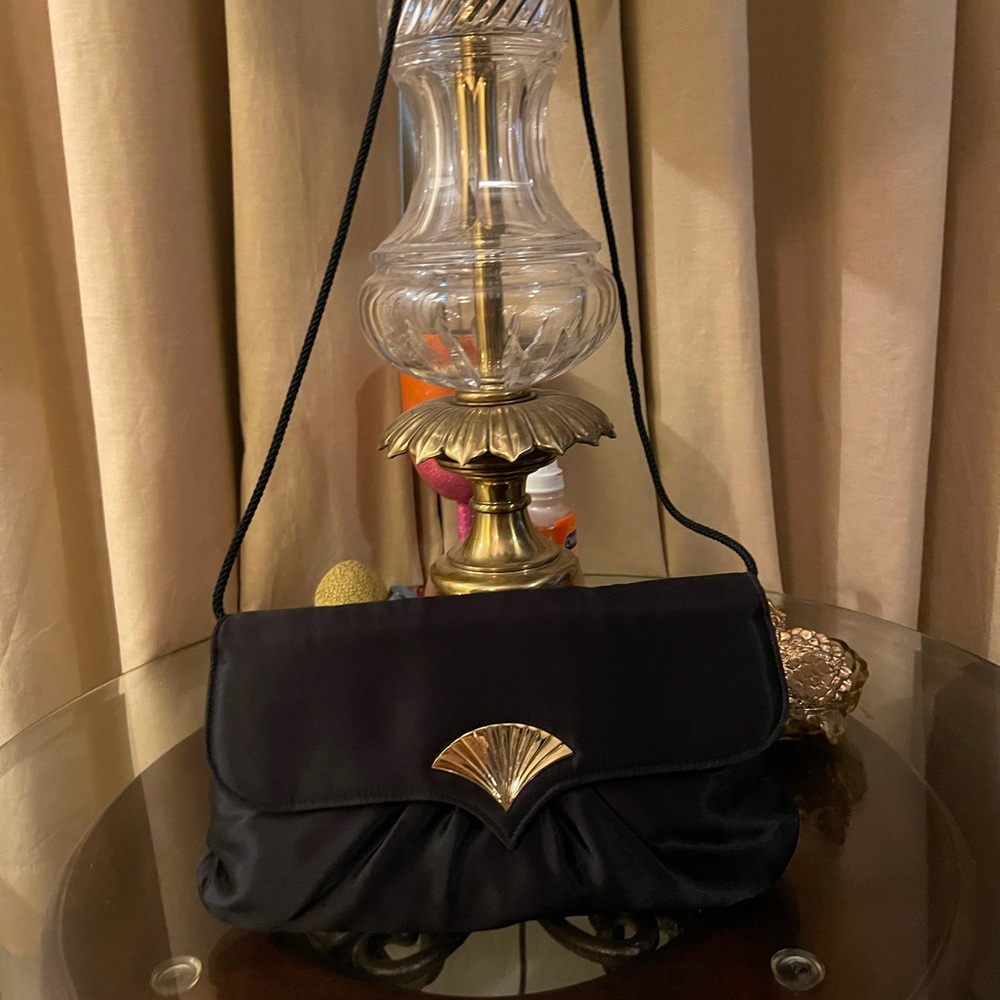 Gallery Originals please check all picture of condition